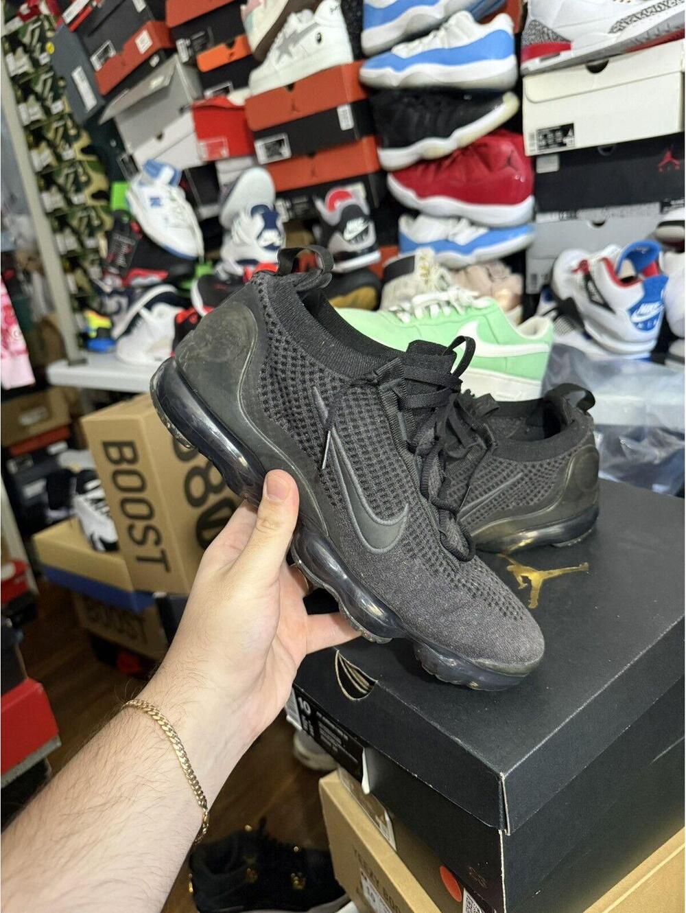 Nike vapormax sz 10
